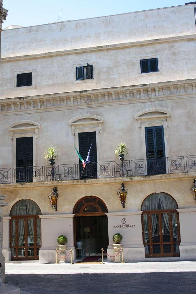 Hotel Santa Chiara 4*