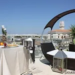 Suite Hotel Santa Chiara 