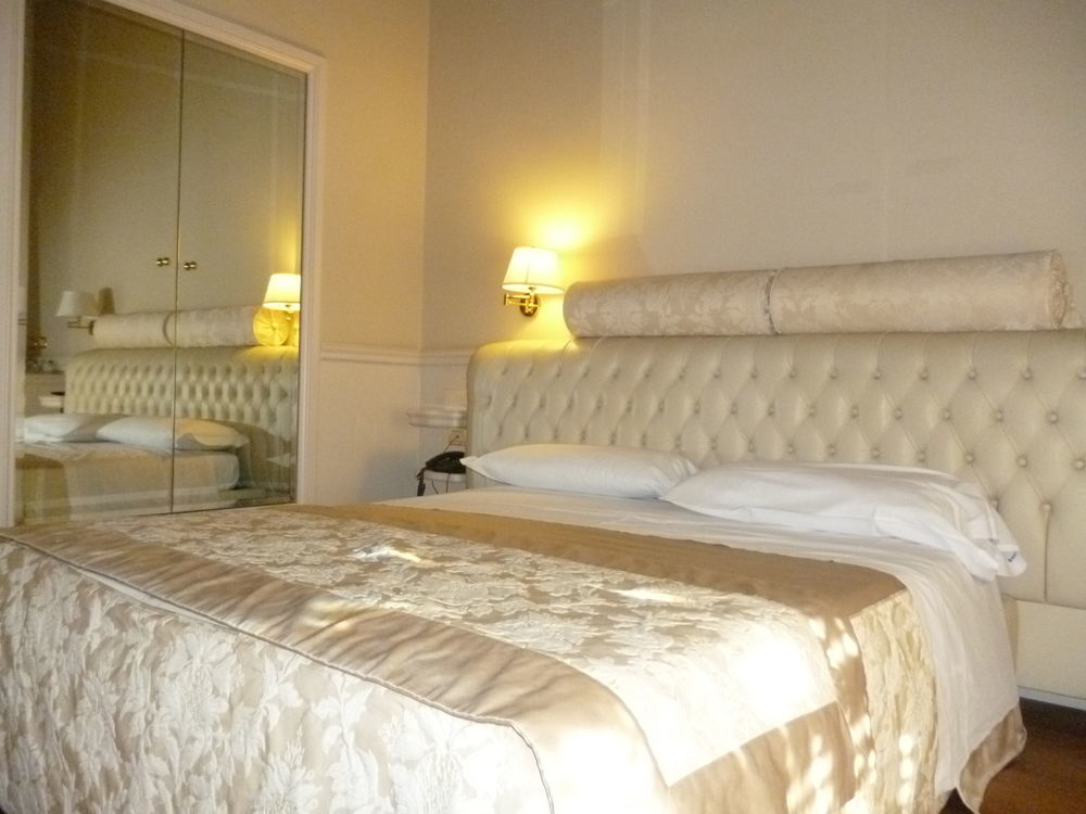 Santa Chiara 4*